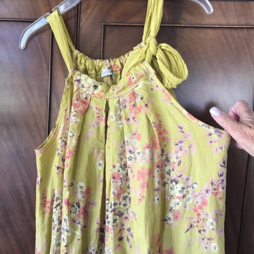 Floral linen dress.  100% linen.  Size M.  Made in Italy.